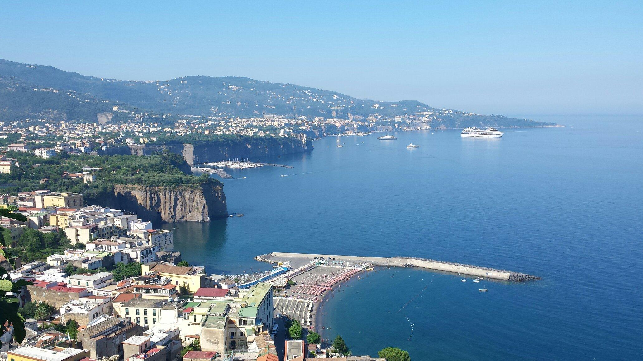 Sorrento Tour Guide