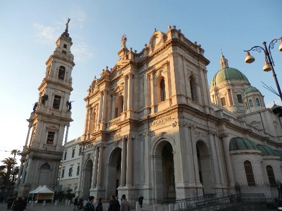 Pontificio Santuario della Beata Maria Vergine del Santo Rosario di Pompei