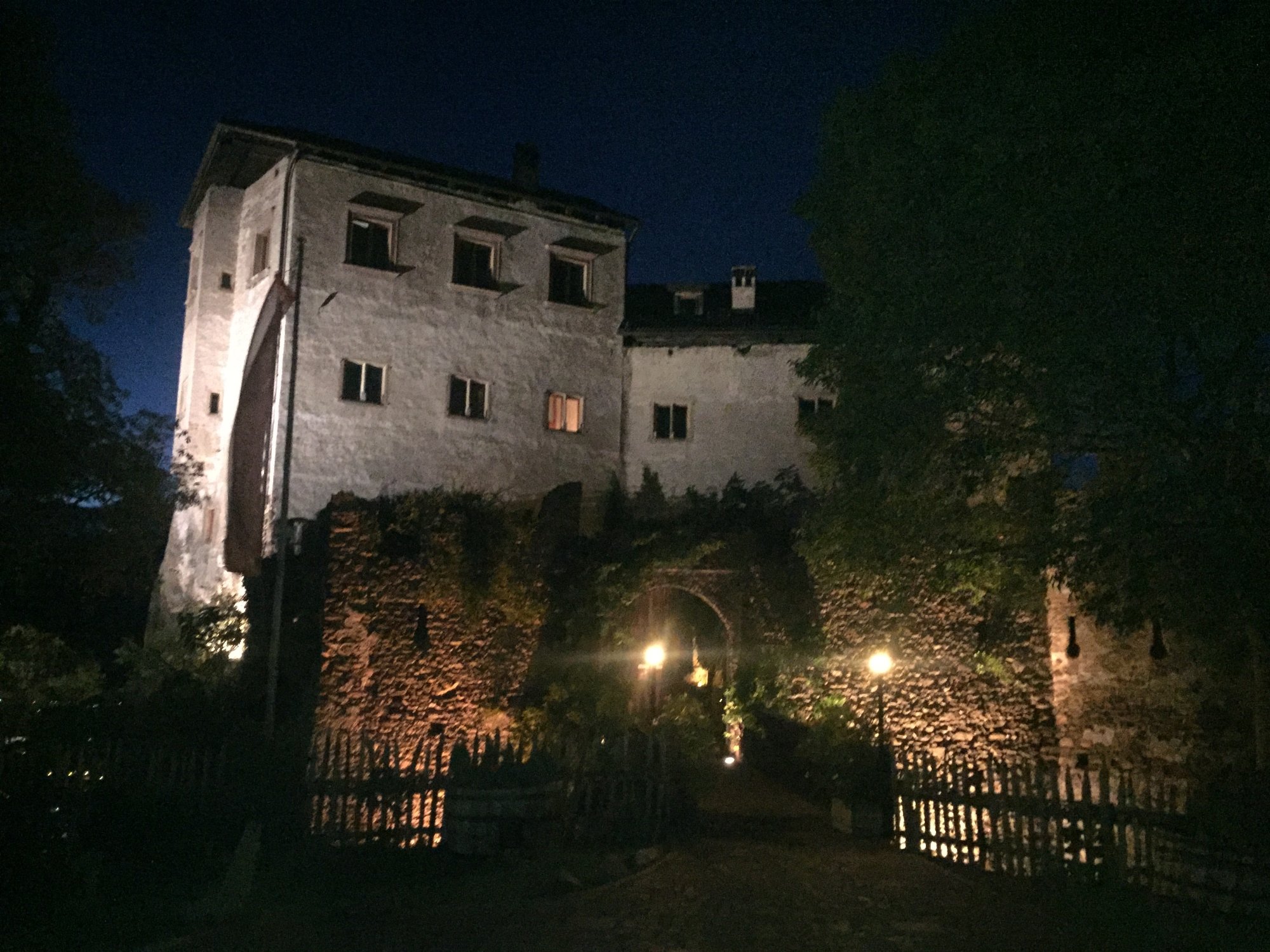 Castel Flavon