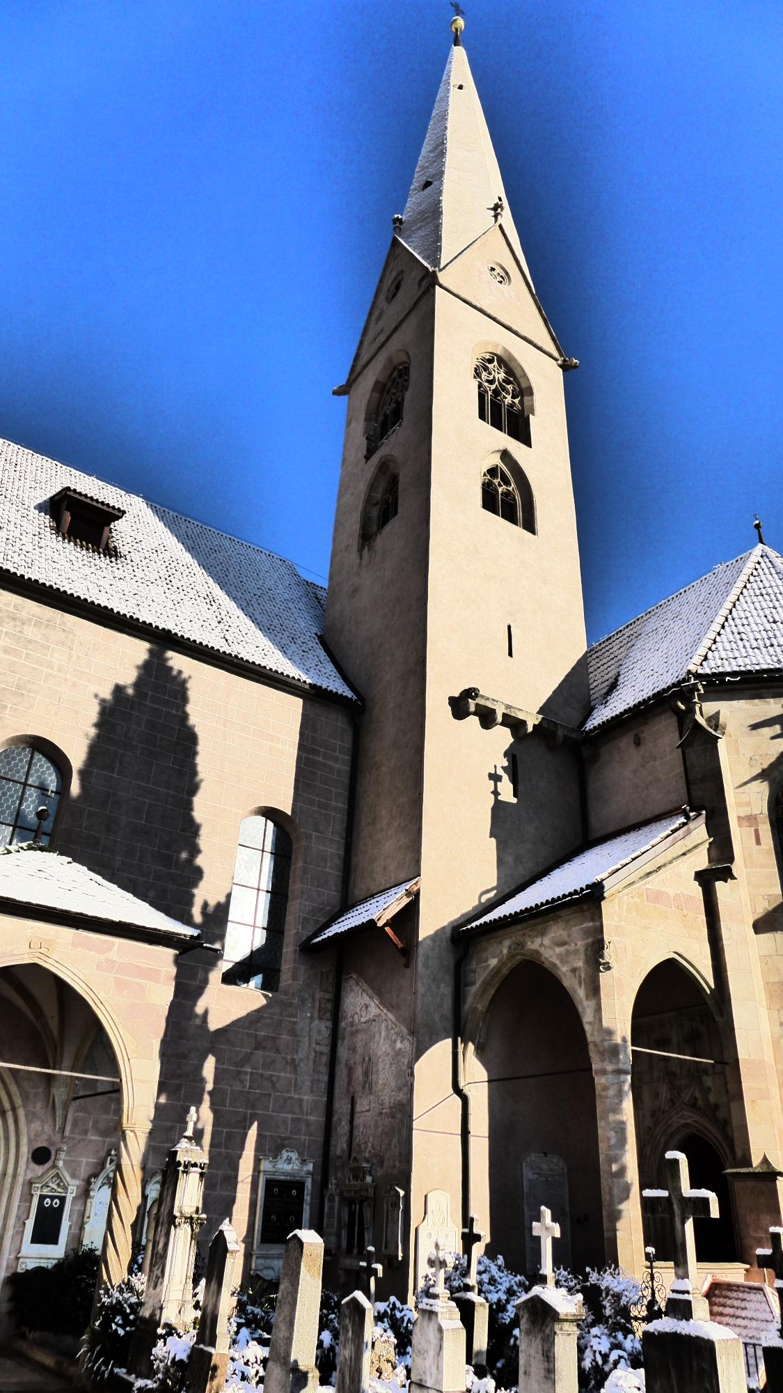 Alte Grieser Pfarrkirche mit dem Altar von Michael Pacher