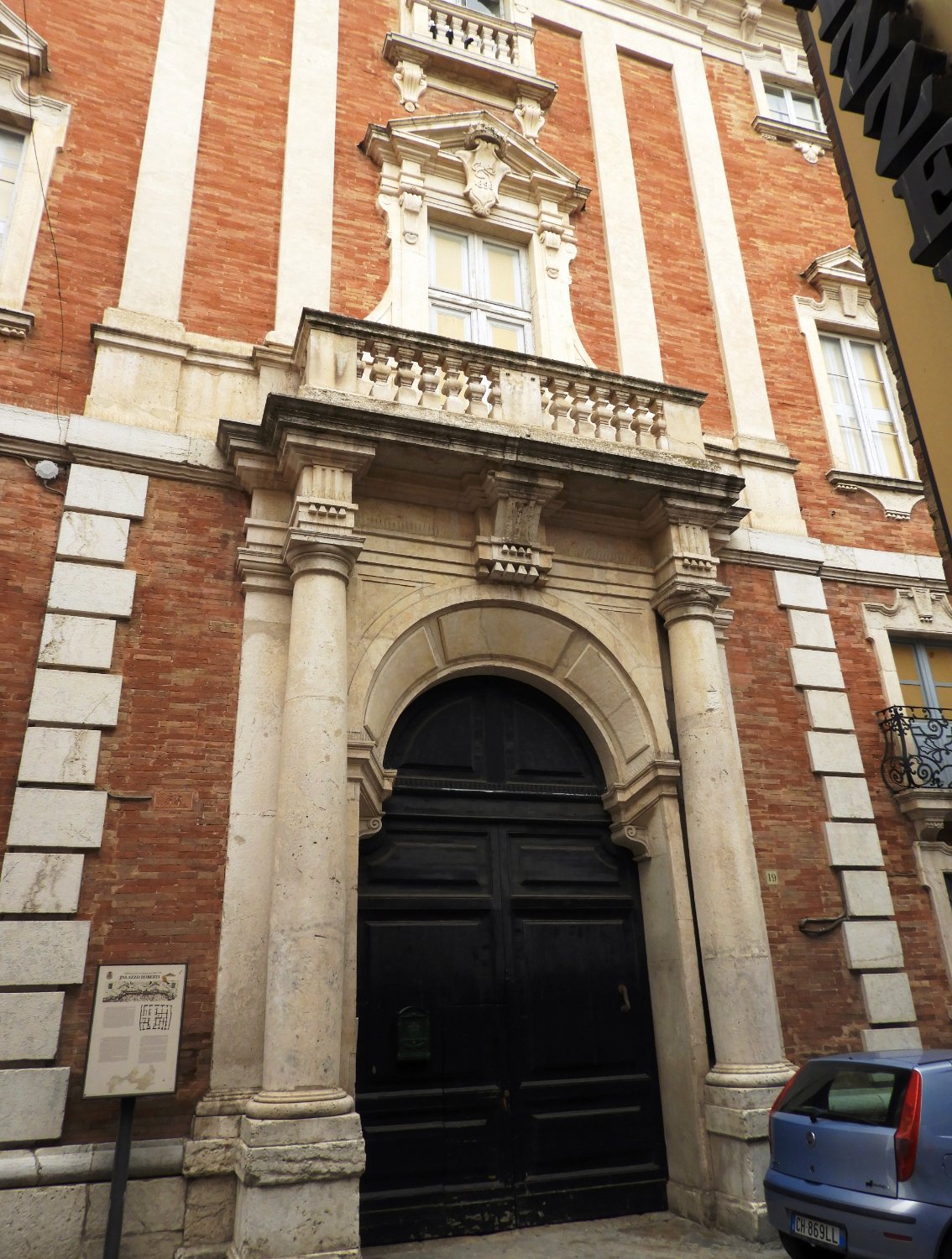 Palazzo Roberti