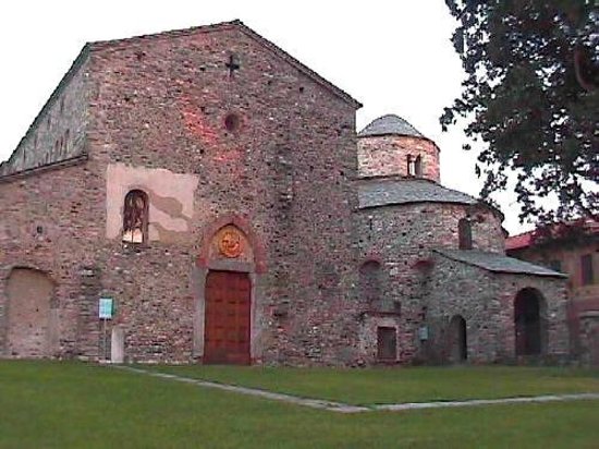 Basilica di San Vincenzo in Galliano