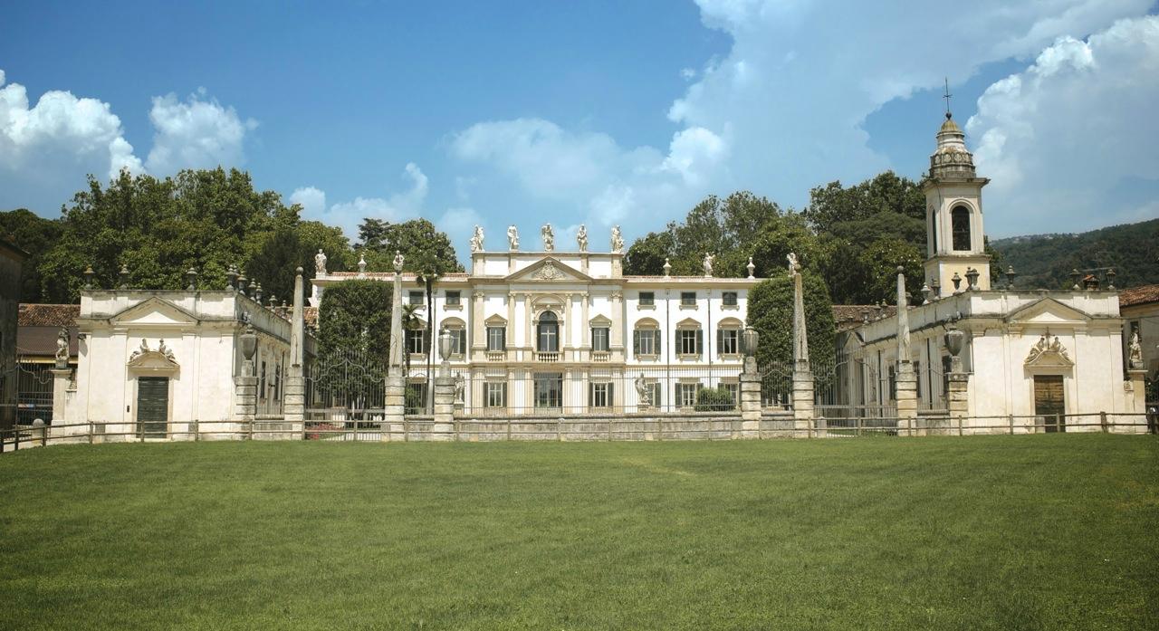 Villa Mosconi Bertani