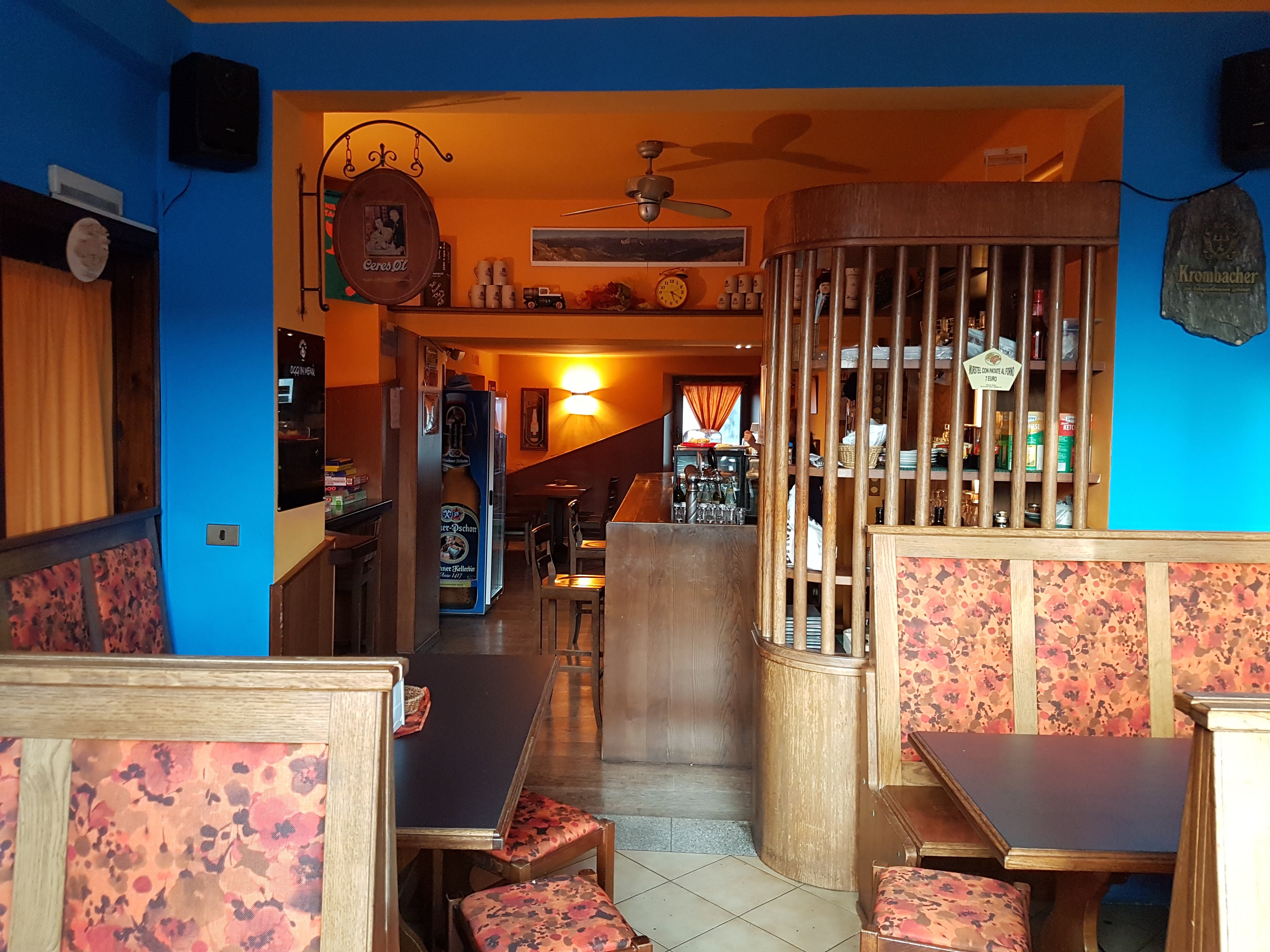 Tilly's Pub