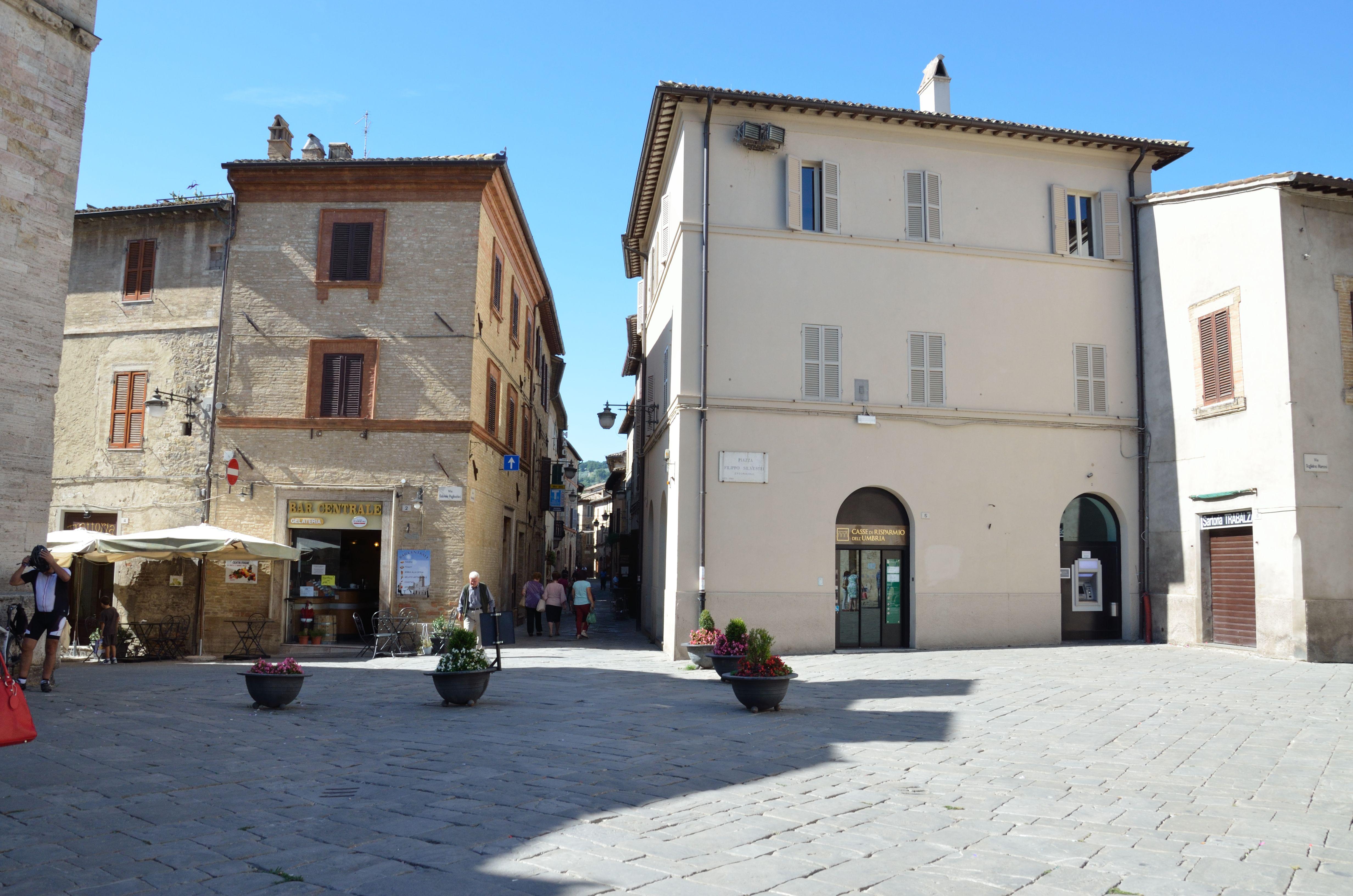 Piazza Silvestri