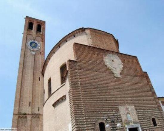 Duomo Abbaziale di Santa Tecla