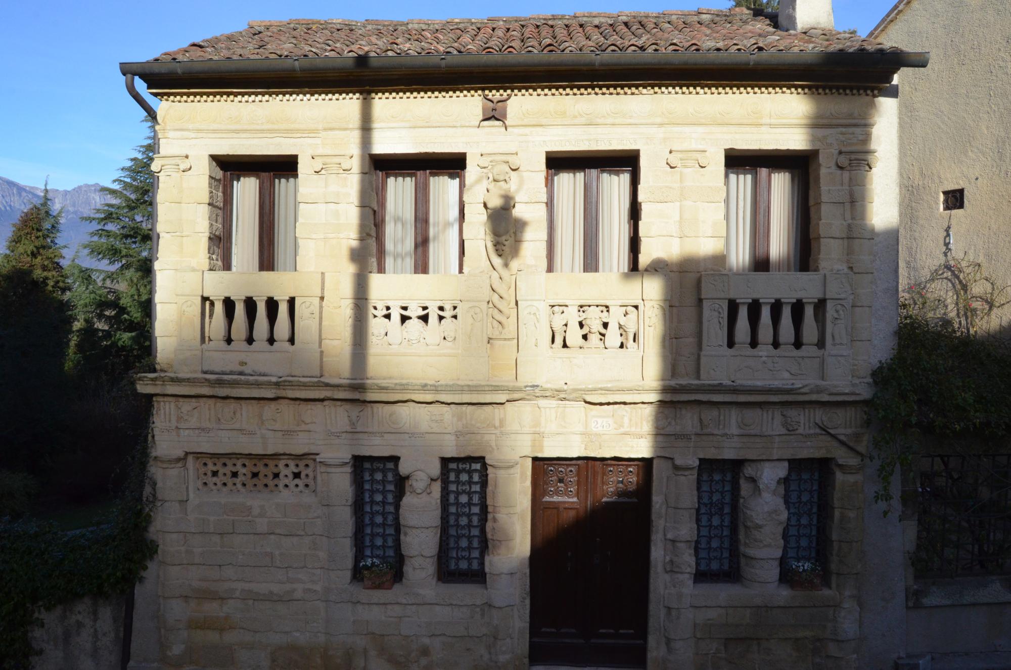 Casa Longobarda