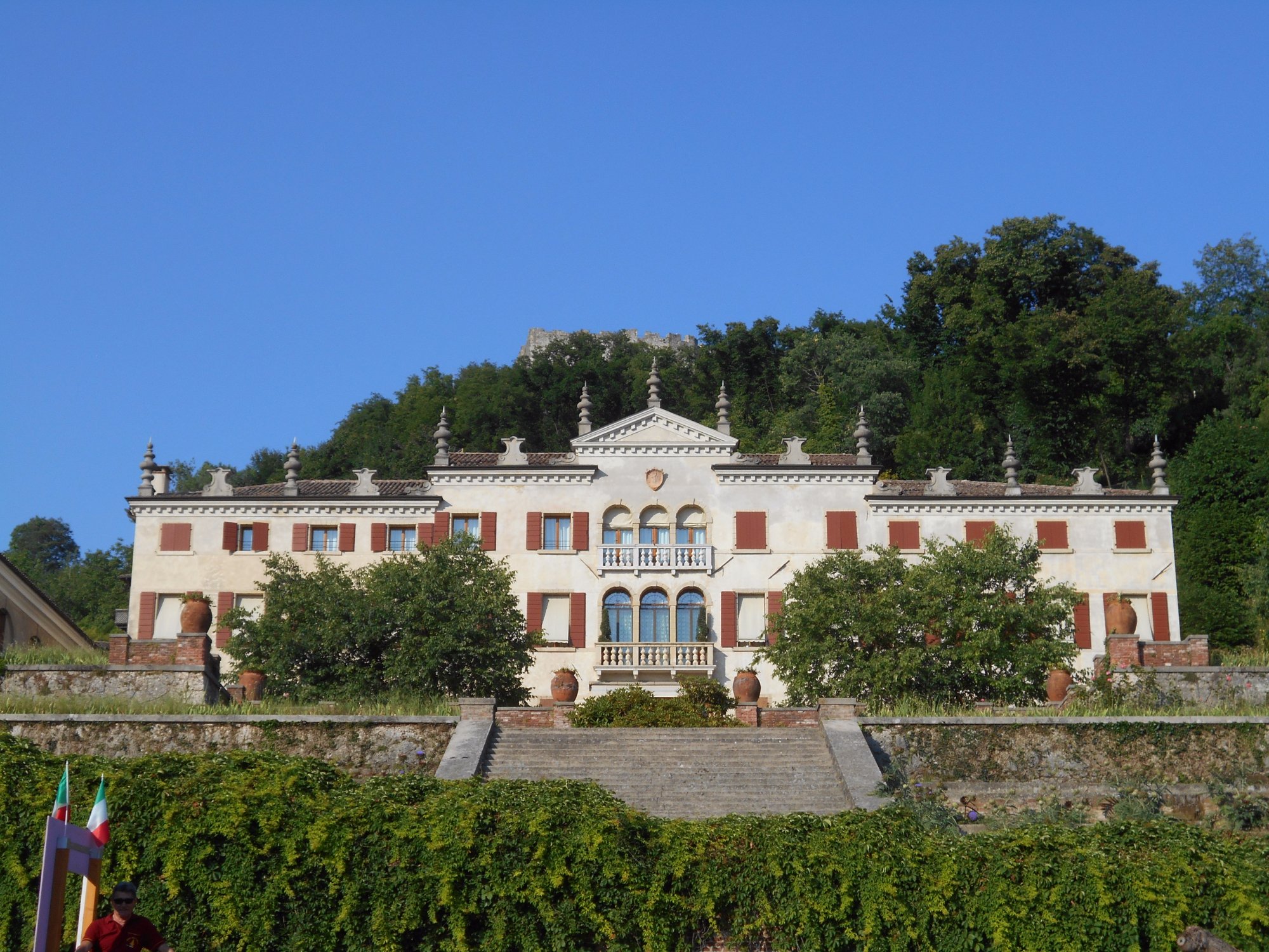 Villa De Brandis, Scotti, Browning, Pasini