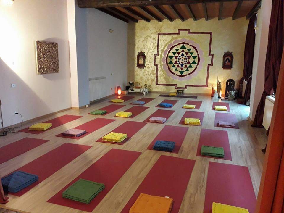 Accademia Sathya Yoga