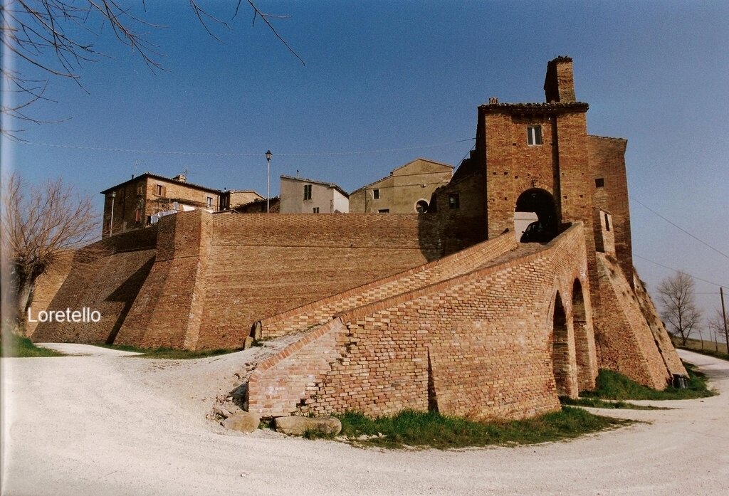 Castello di Loretello