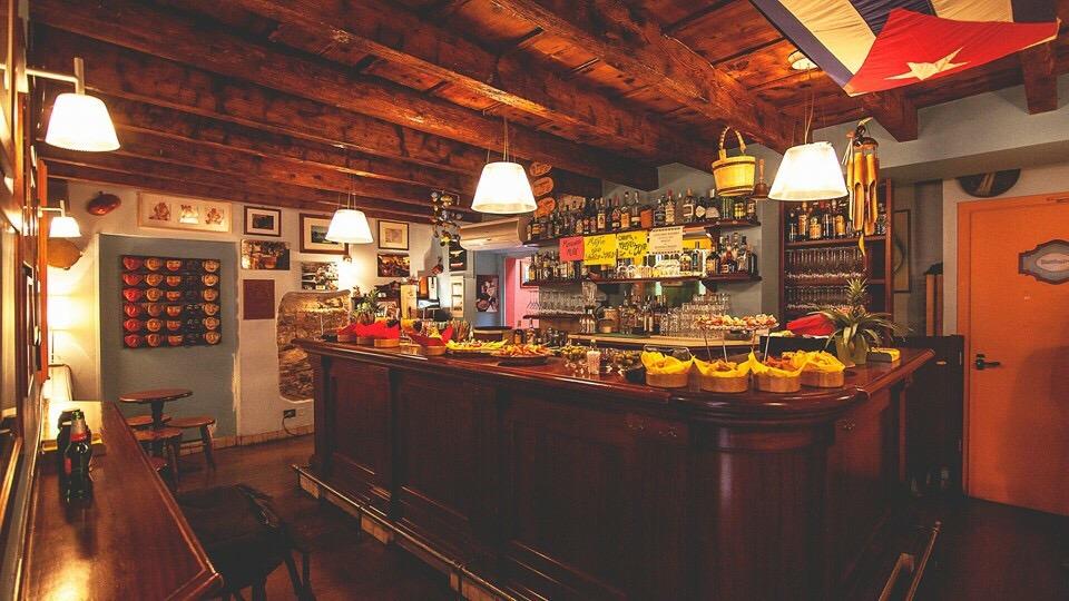 Bar Cafeteria Madera