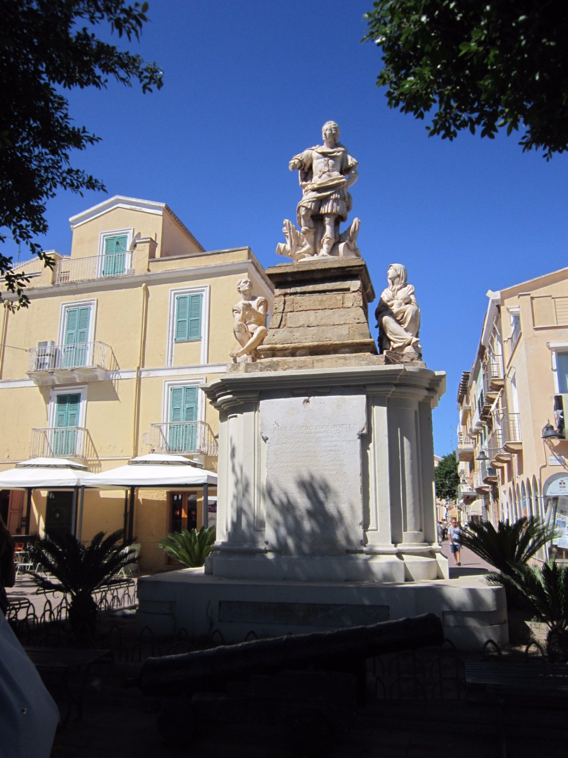 Monumento a Carlo Emanuele III