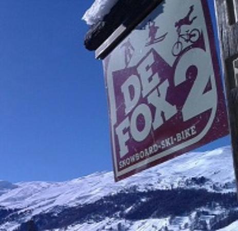 Defox2 - Ski Rental