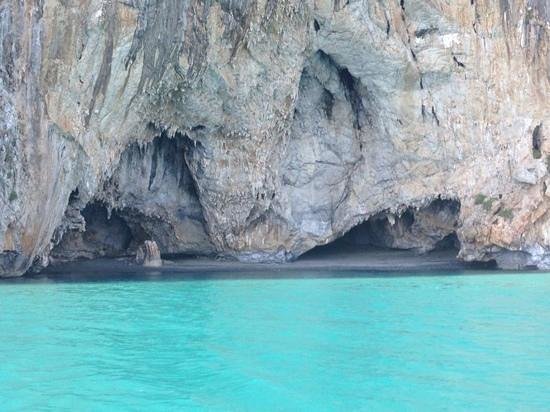 Servizi Quadrifoglio Palinuro - Escursioni in barca alle Grotte di Capo Palinuro