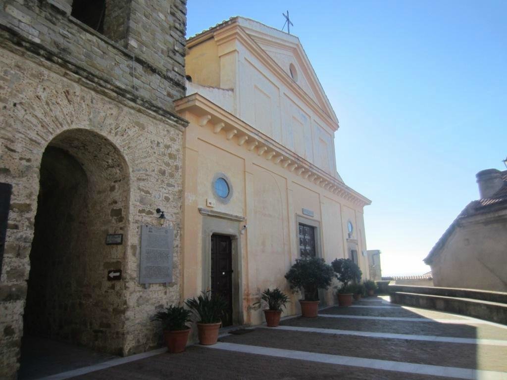 Basilica Pontificia Santa Maria de Gulia