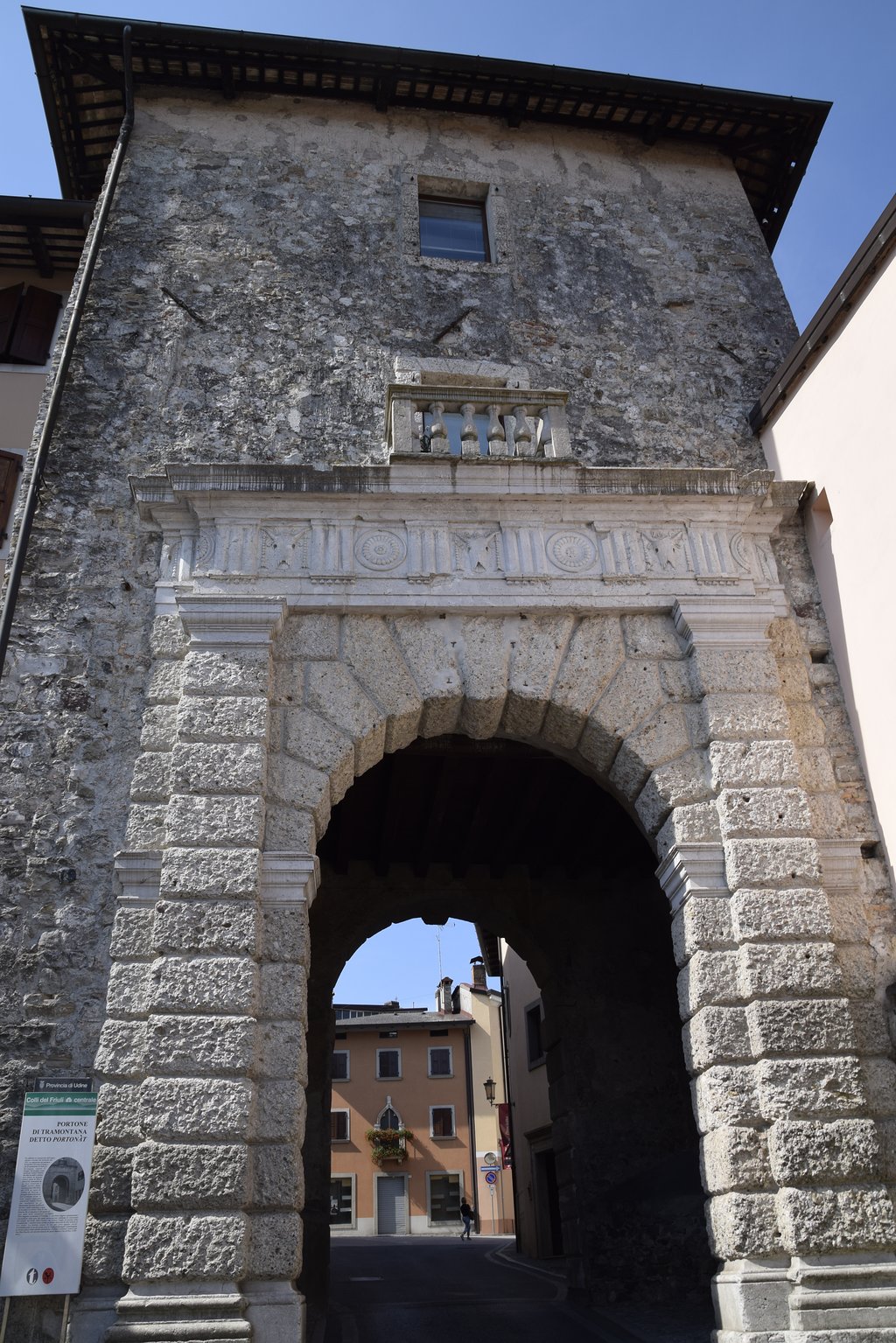 Porta Gemona o Portonat