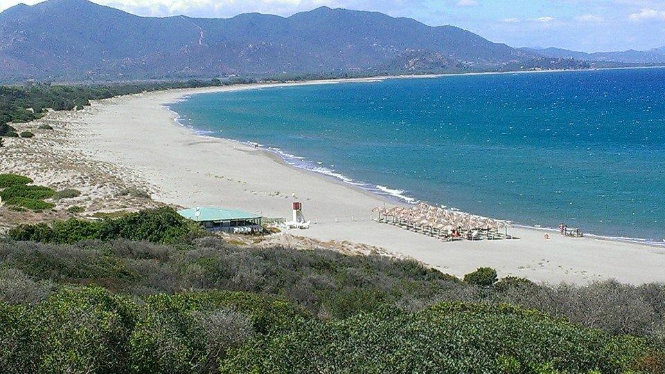 Feraxi Beach Il Delfino