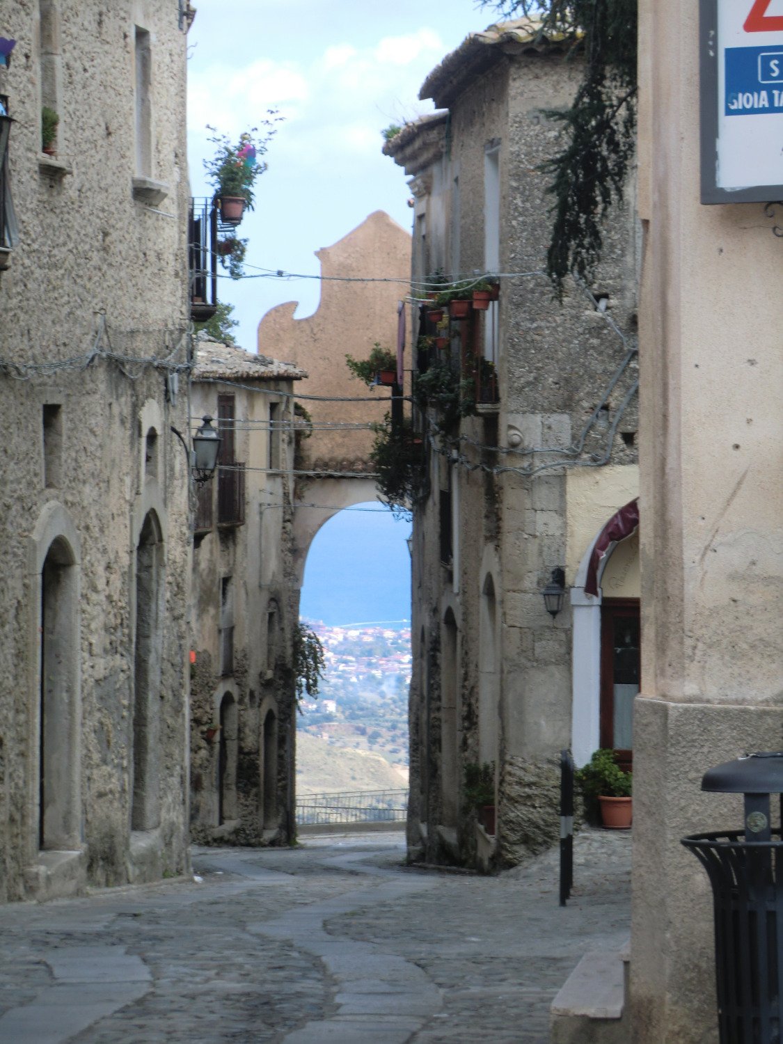 Porta delle Bombarde