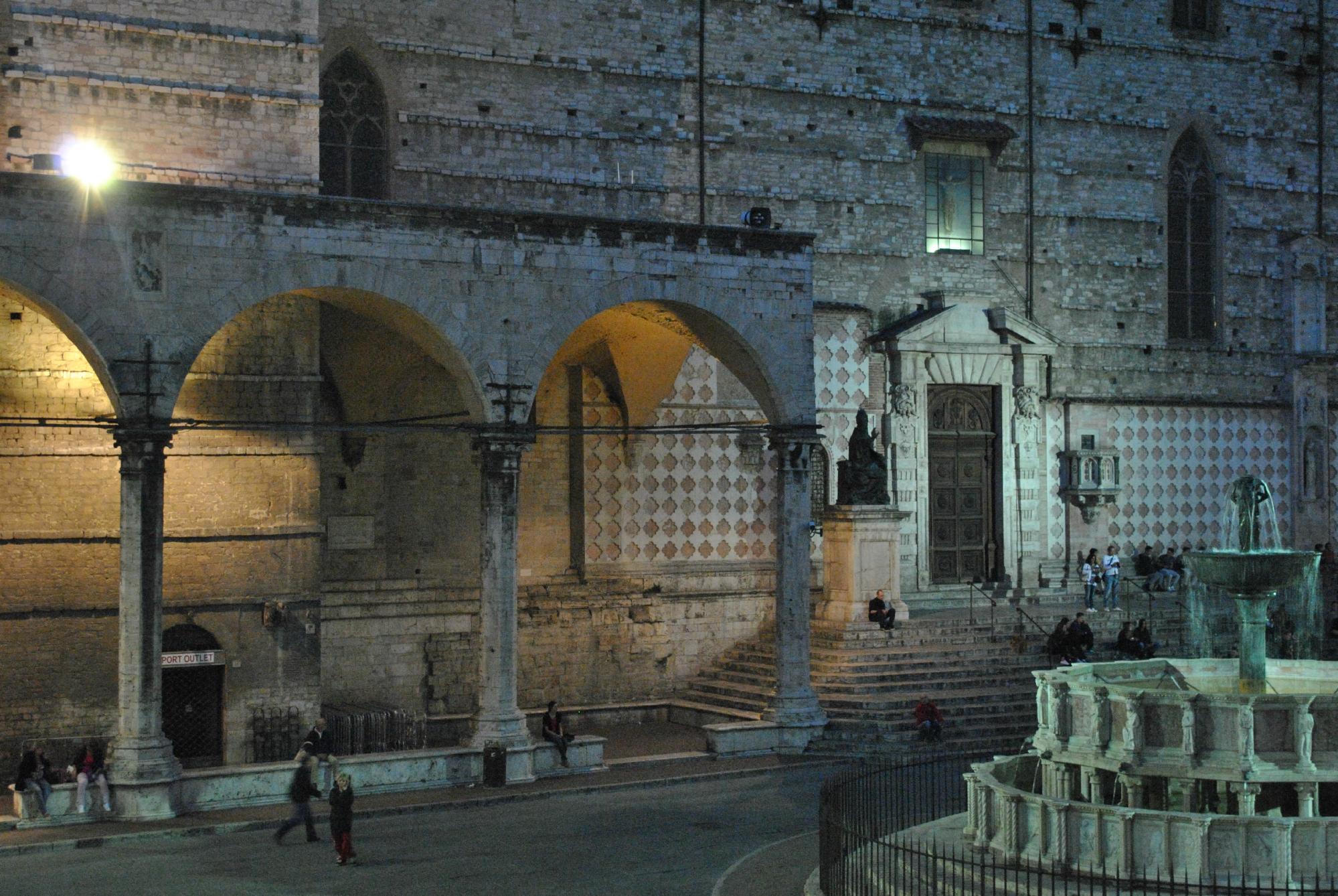 Loggia di Braccio Fortebracci