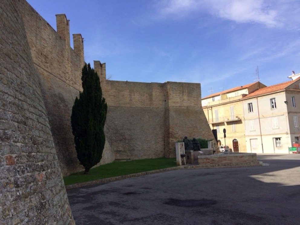 Le Mura Castellane