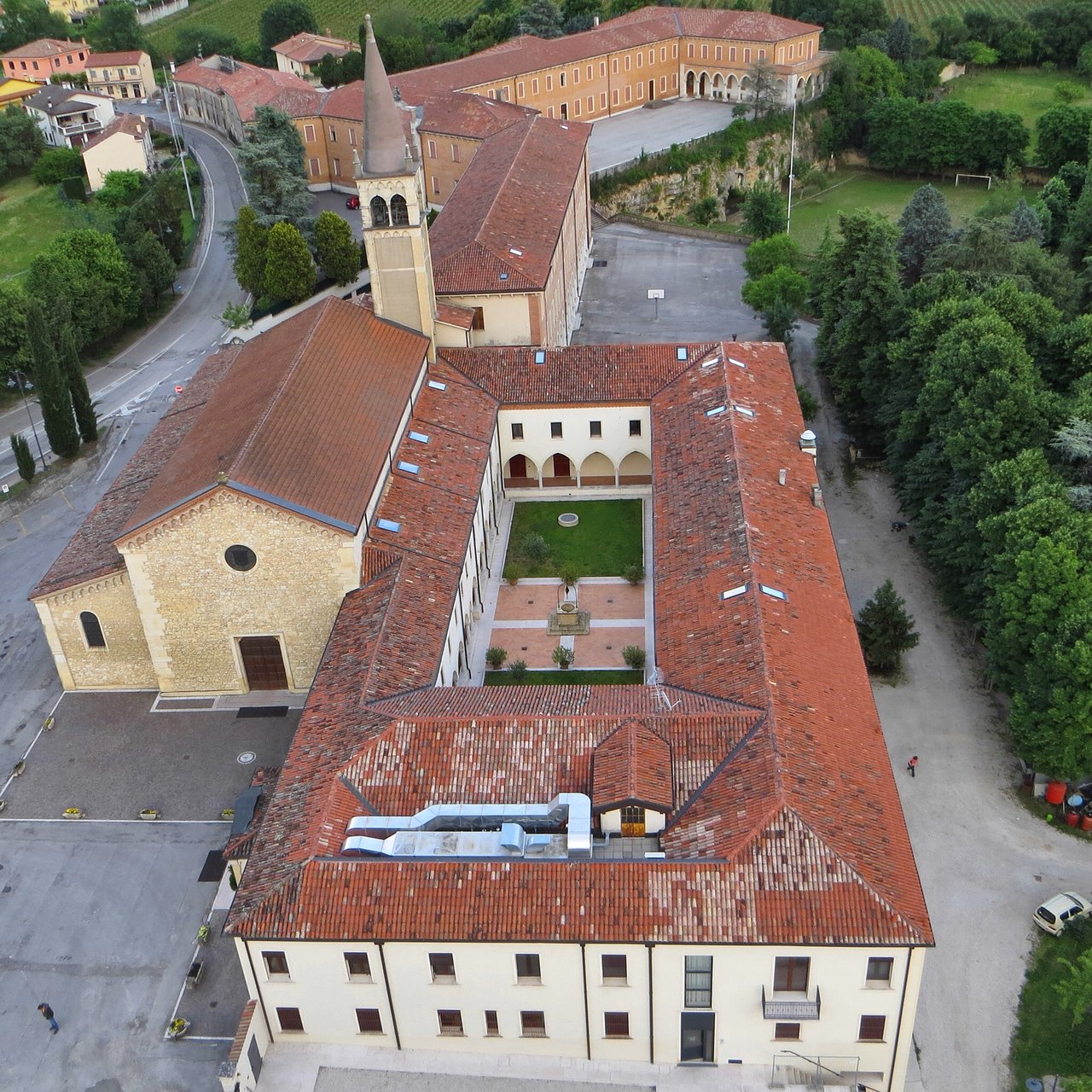 Frati Minori Convento San Daniele