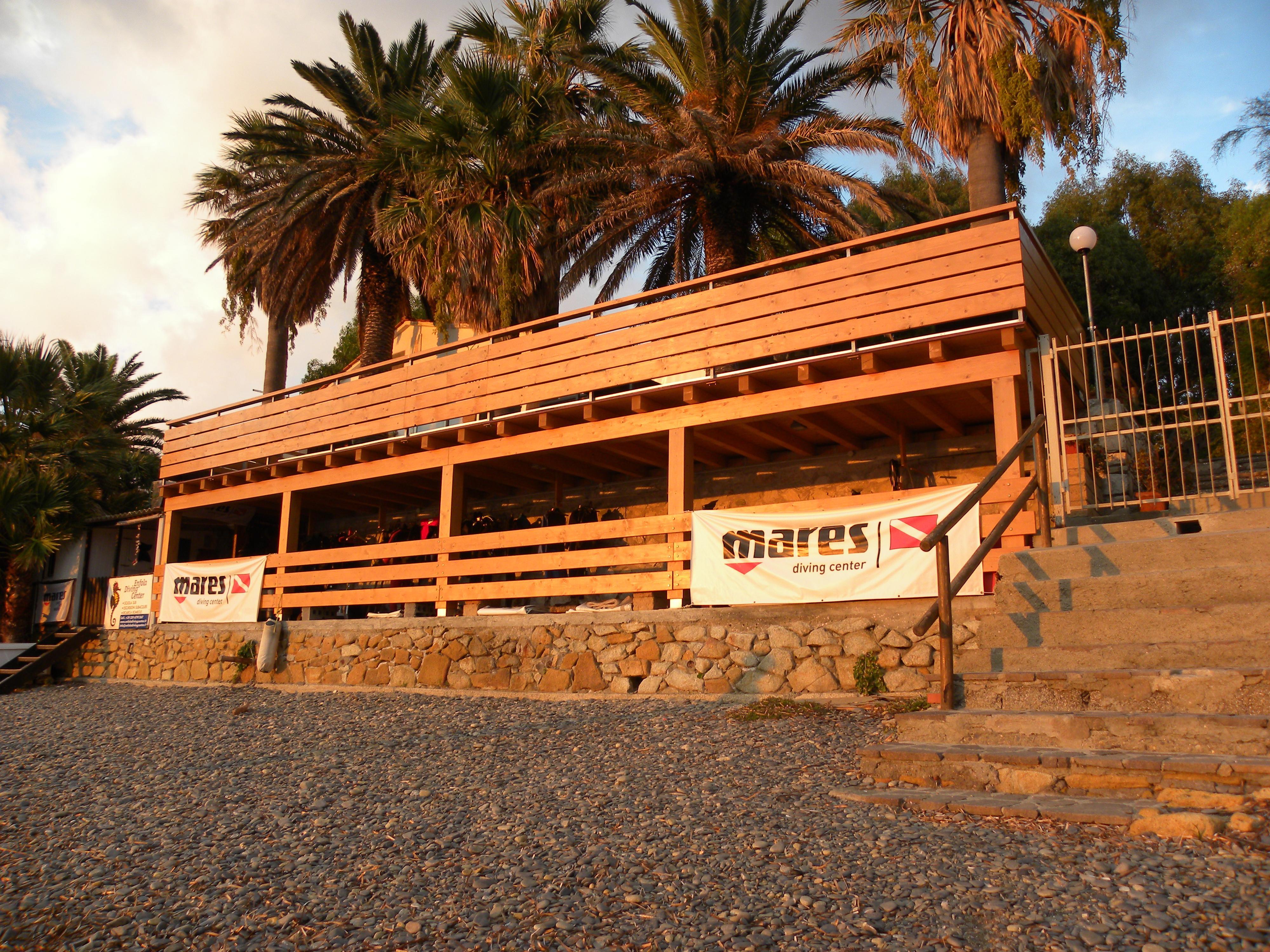 Enfola Diving Center