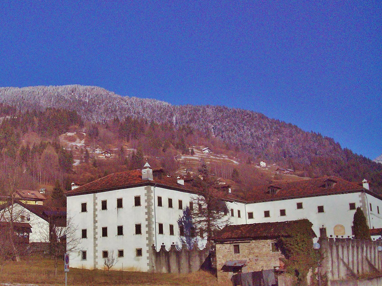 Palazzo Calice-Valesio