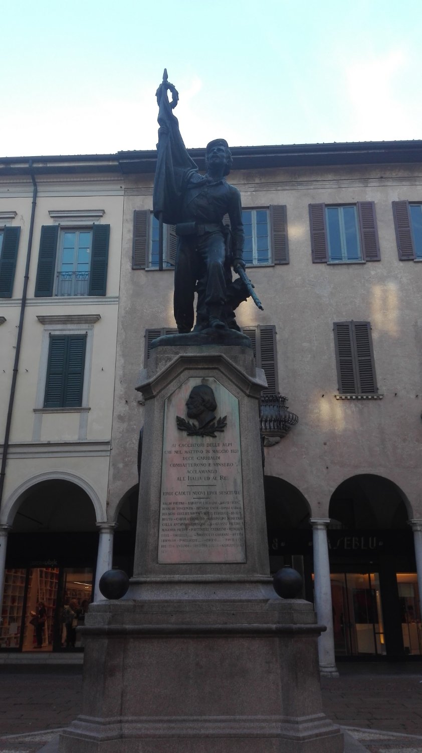 Monumento Al Garibaldino