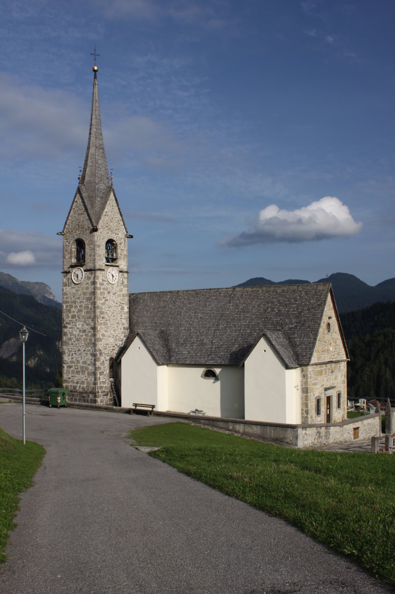 Sauris - Chiesa di San Lorenzo Martire