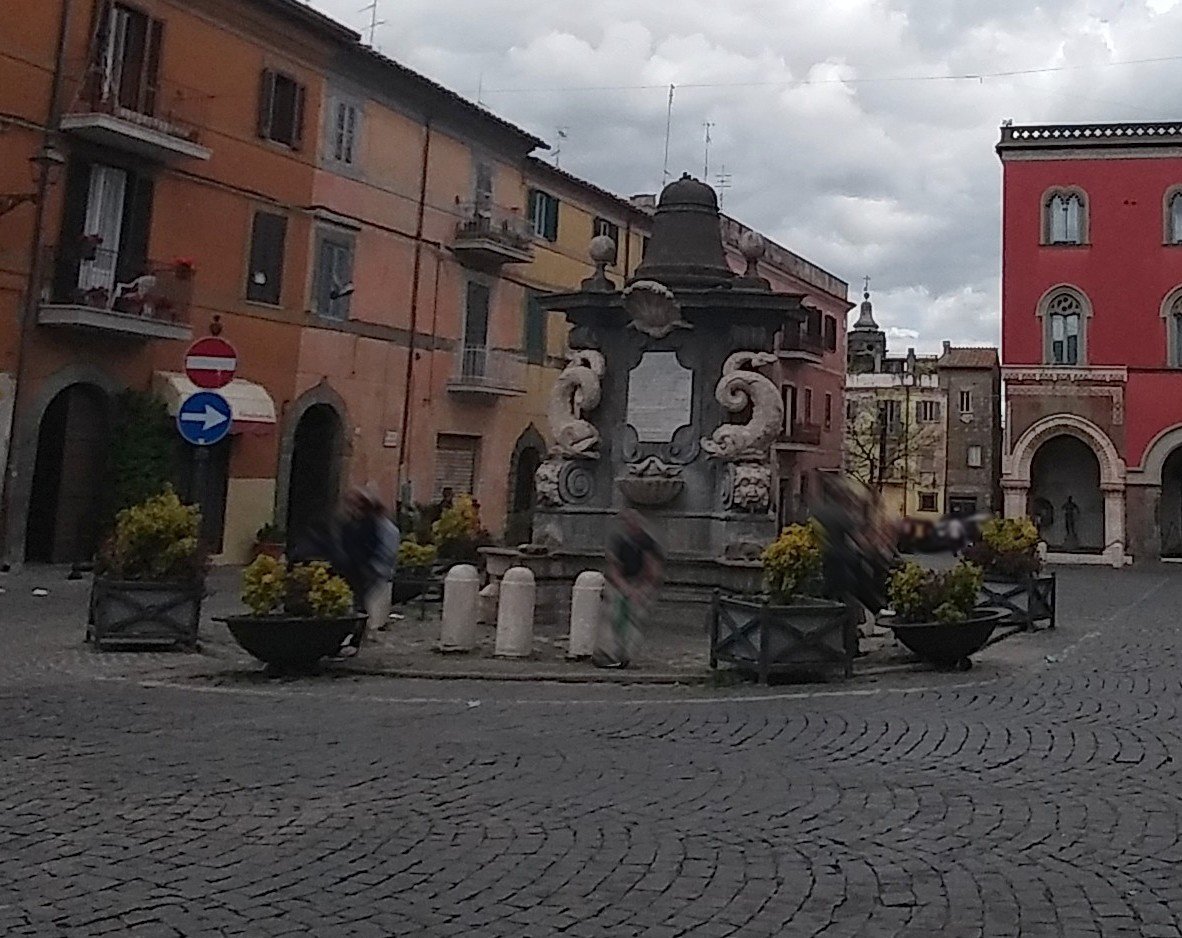 Fontana dei Delfini