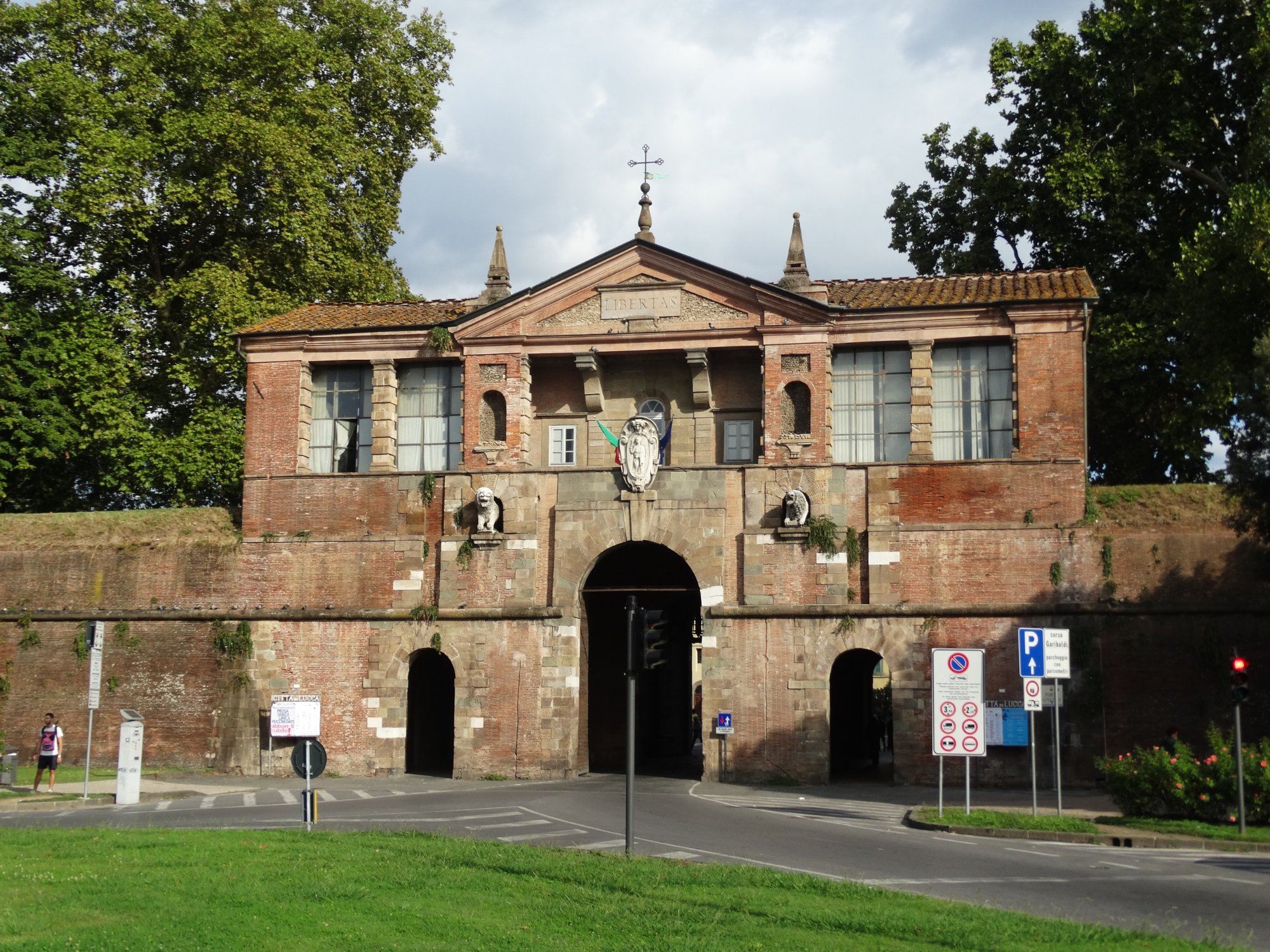 Porta San Pietro