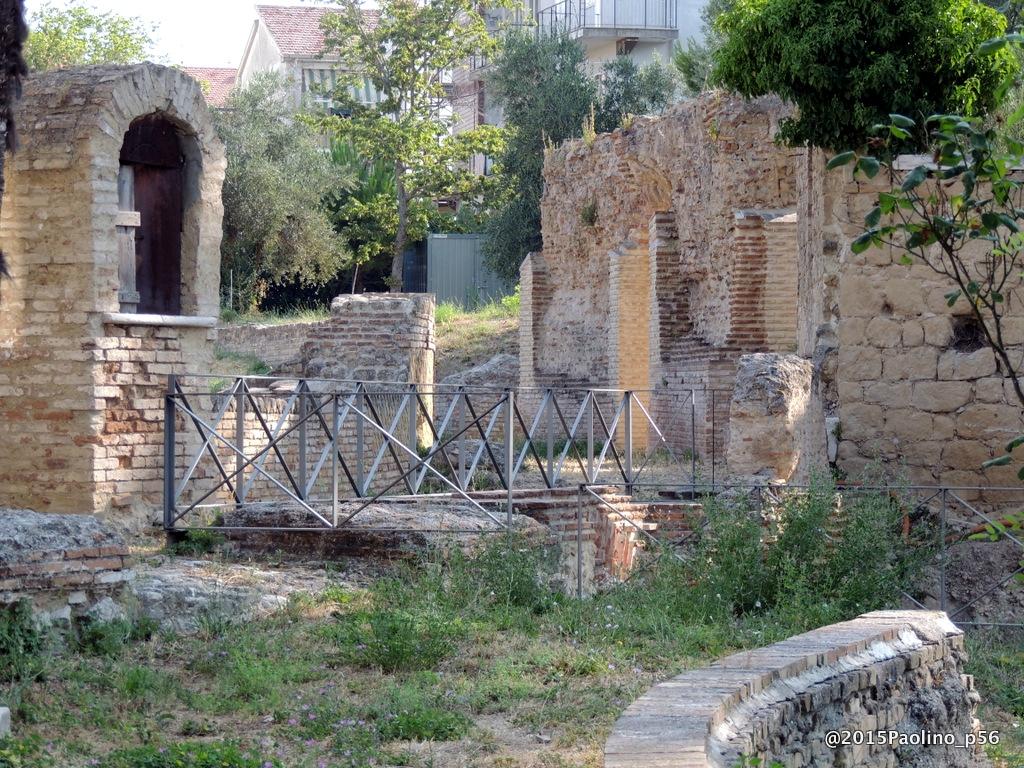 Anfiteatro Romano Di Larino