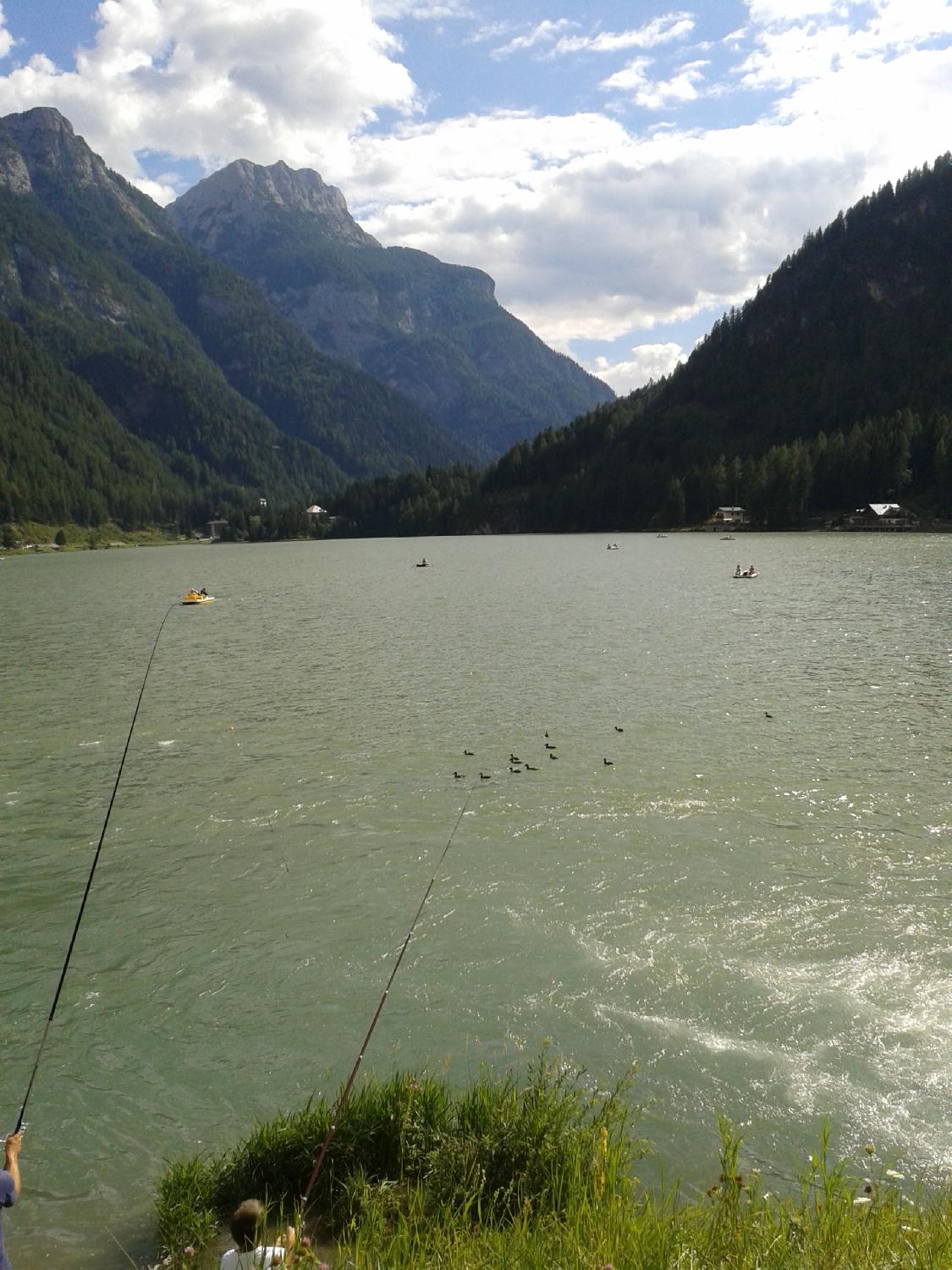 Attrazione panoramica del Lago di Alleghe