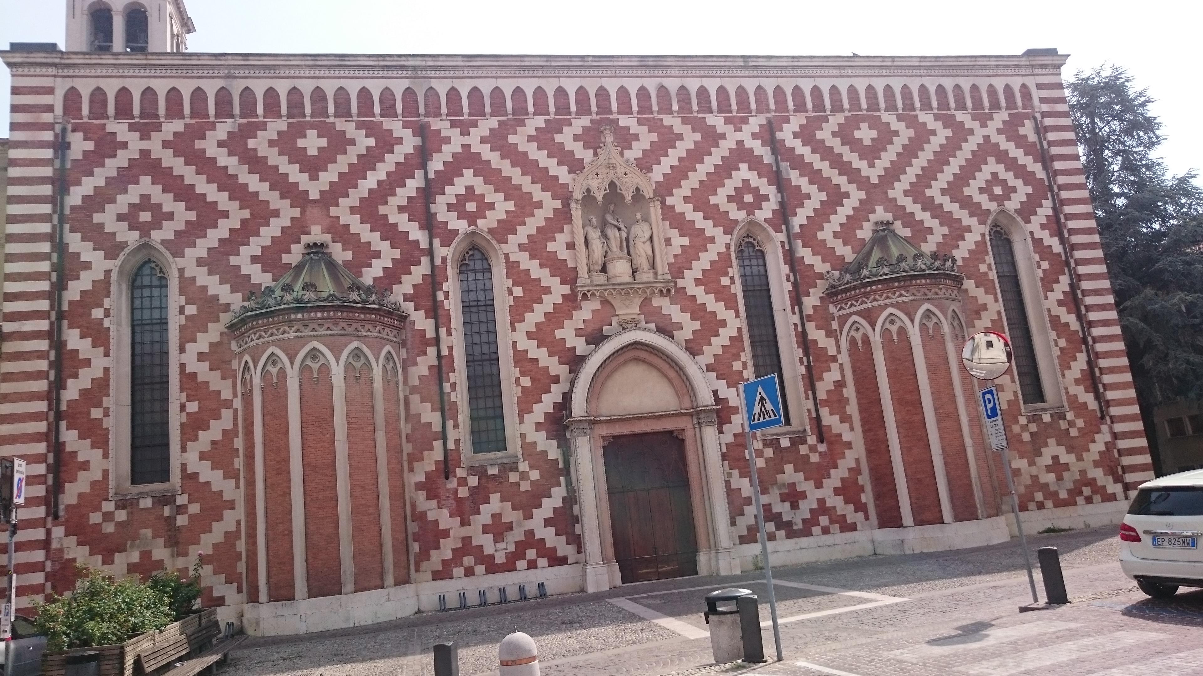 Chiesa di Santa Croce in San Giacomo Maggiore detta dei Carmini