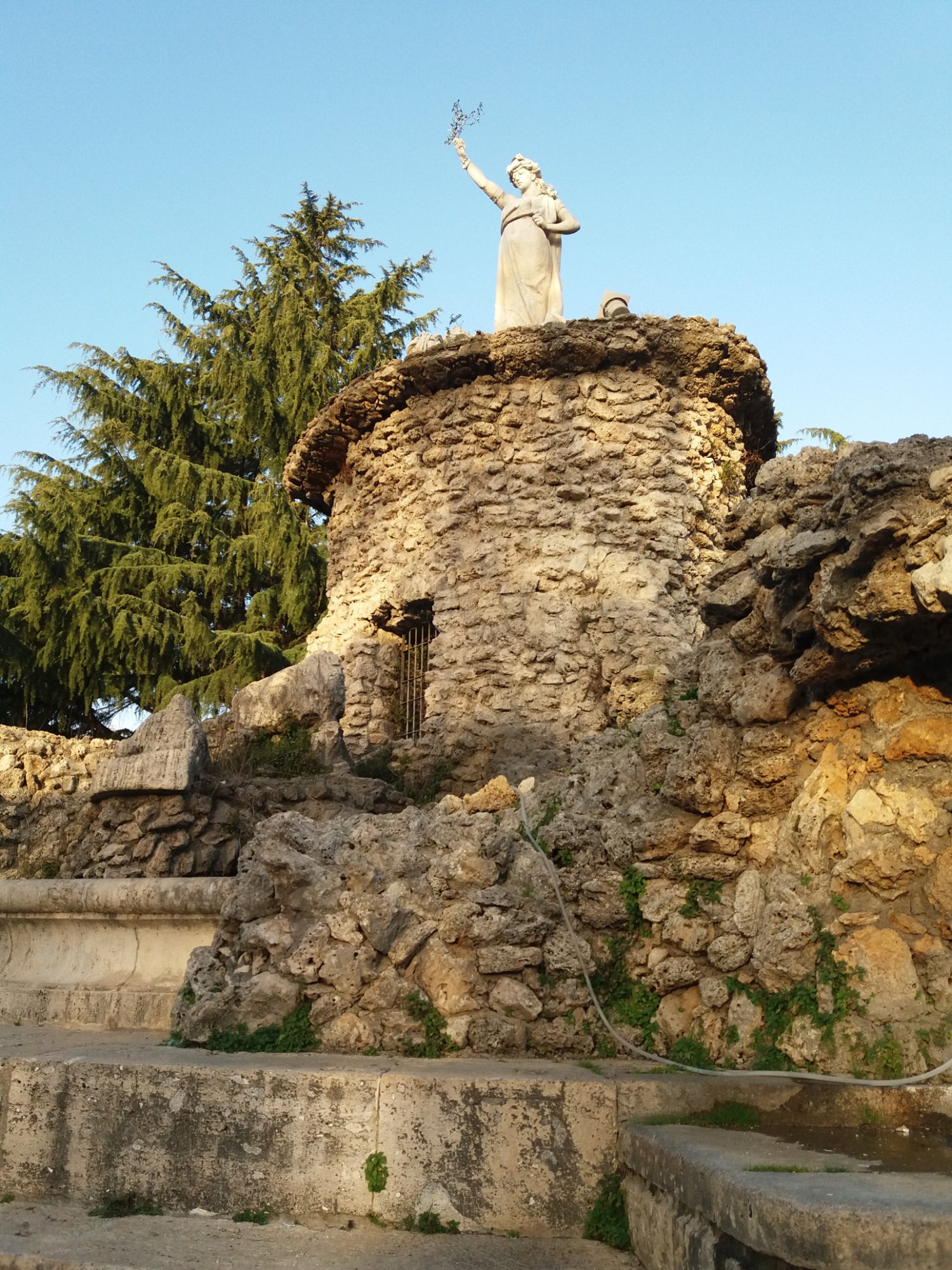 La Fontana Biondi o Bella Ninfa