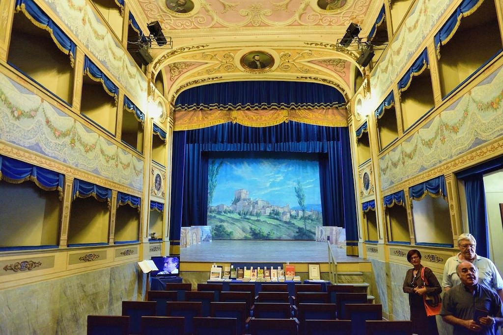 Teatro Angelo Mariani