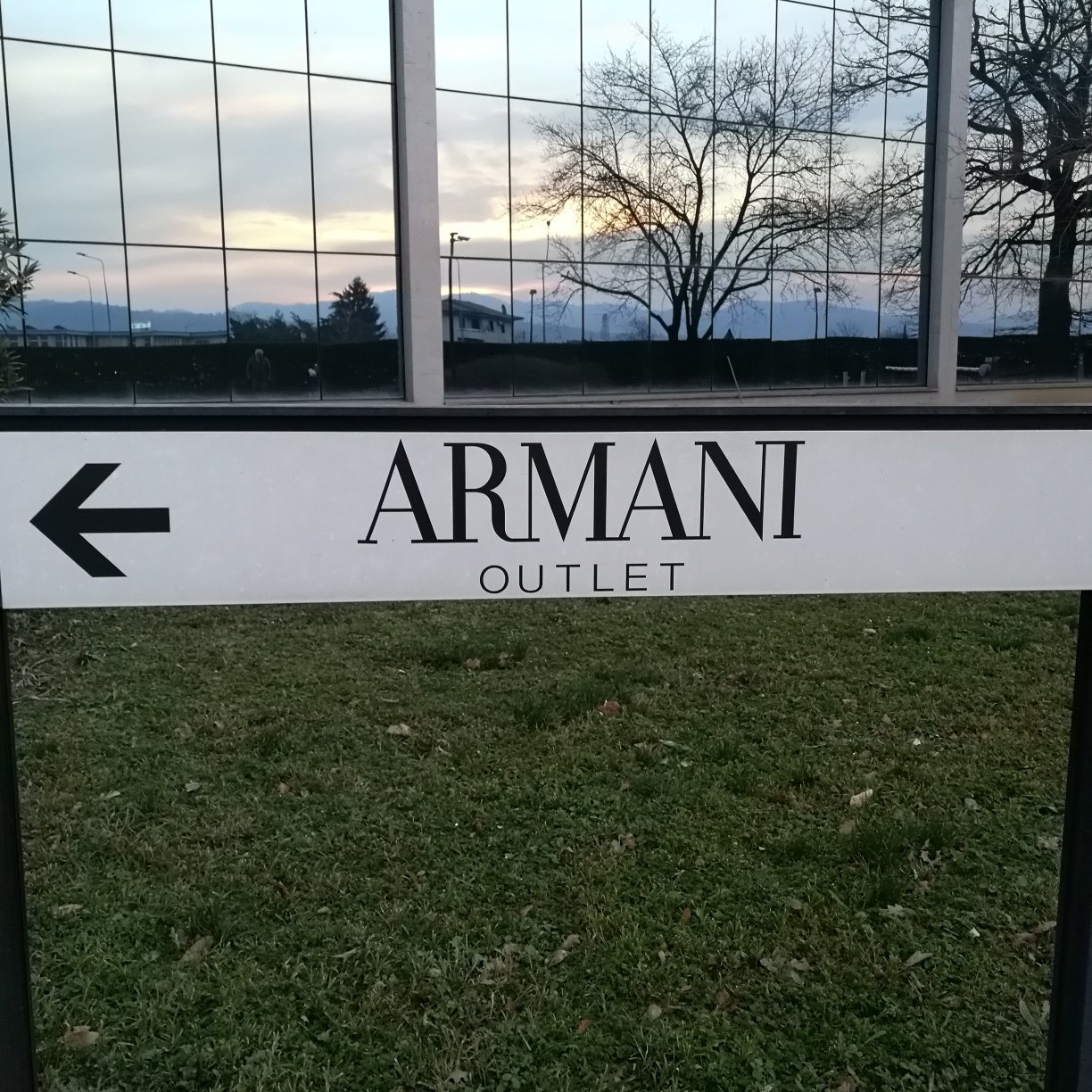 Armani Outlet