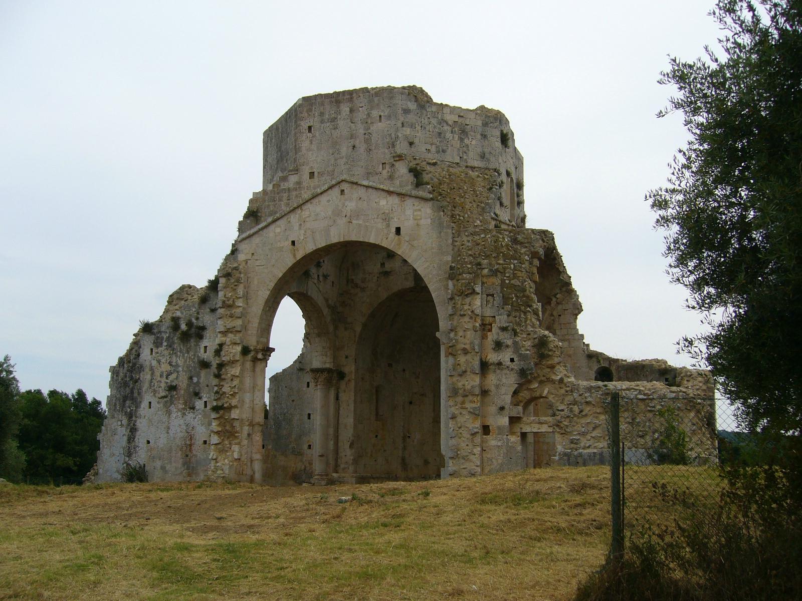 Abbazia Di San Bruzio A Magliano