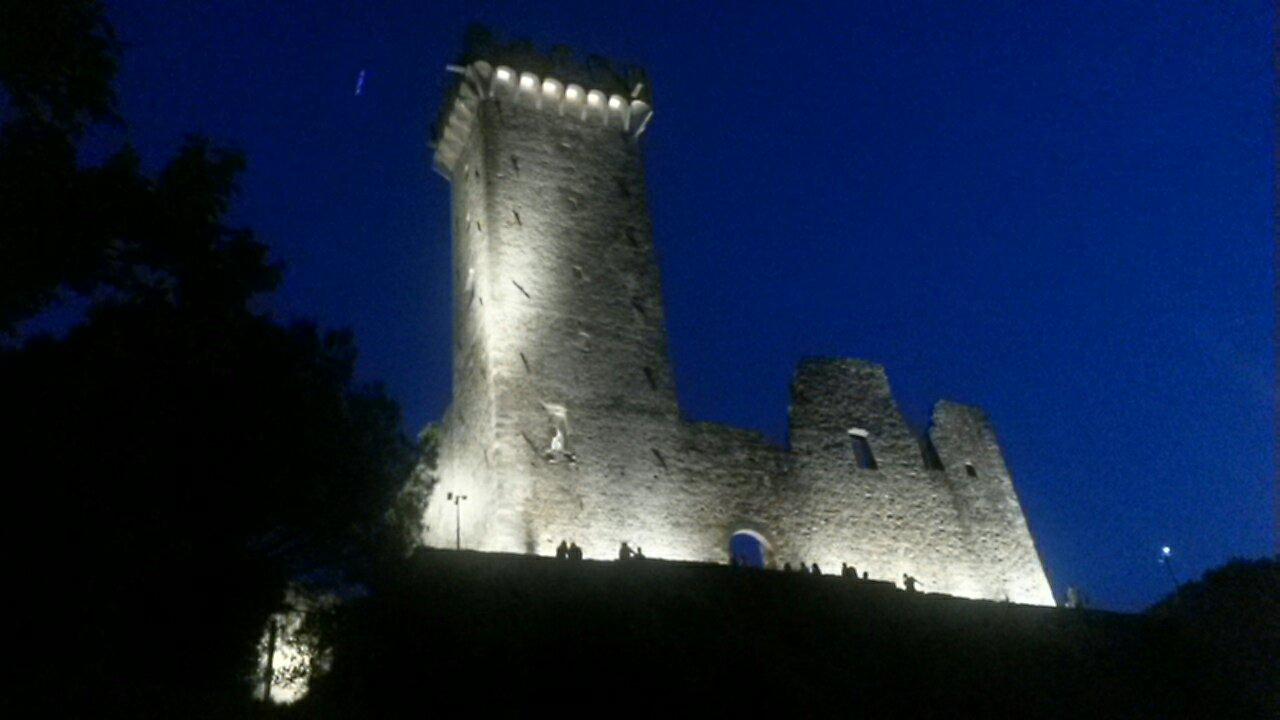 Castello dei Vescovi di Luni