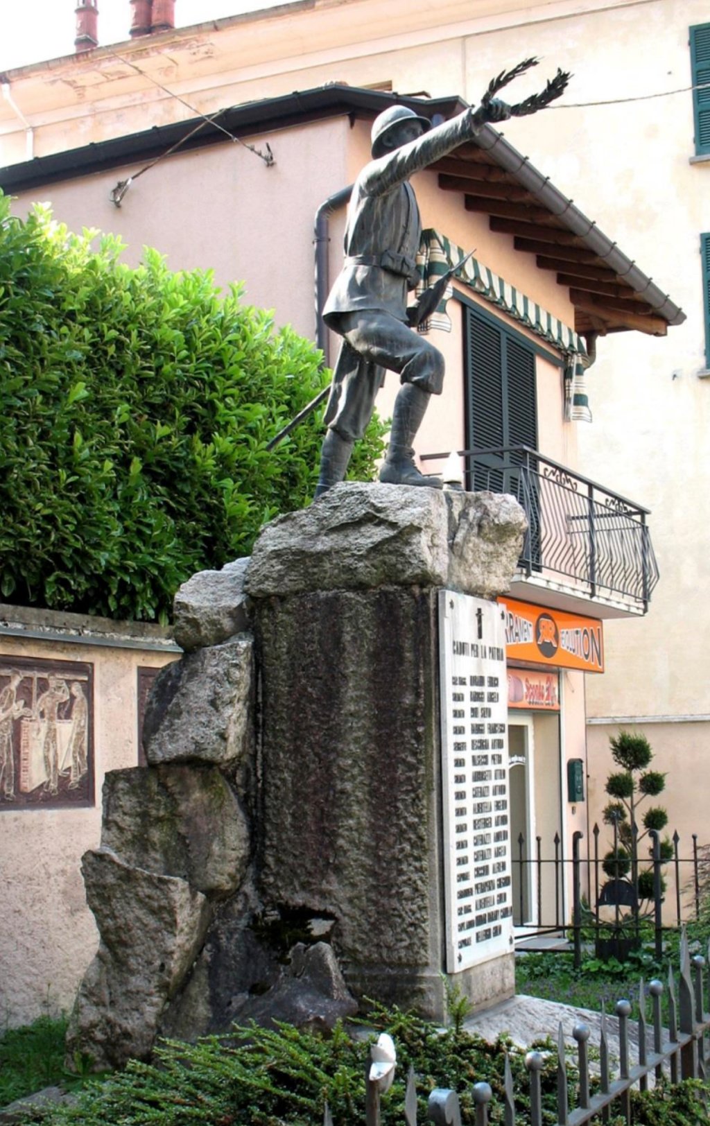 Monumento ai Caduti