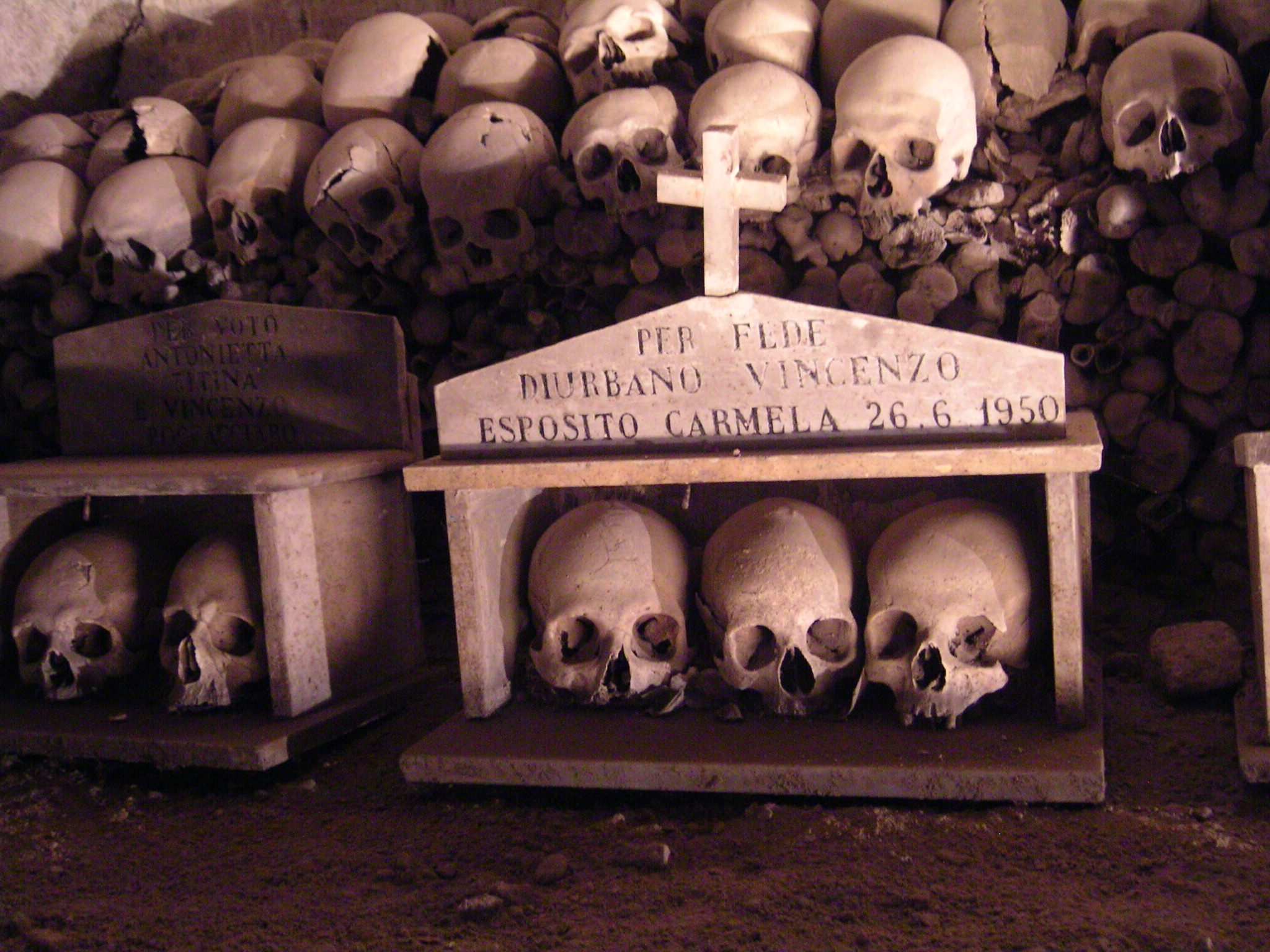 Cimitero delle Fontanelle