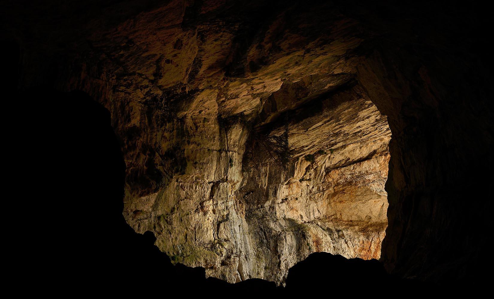 Grotta del Cavallone