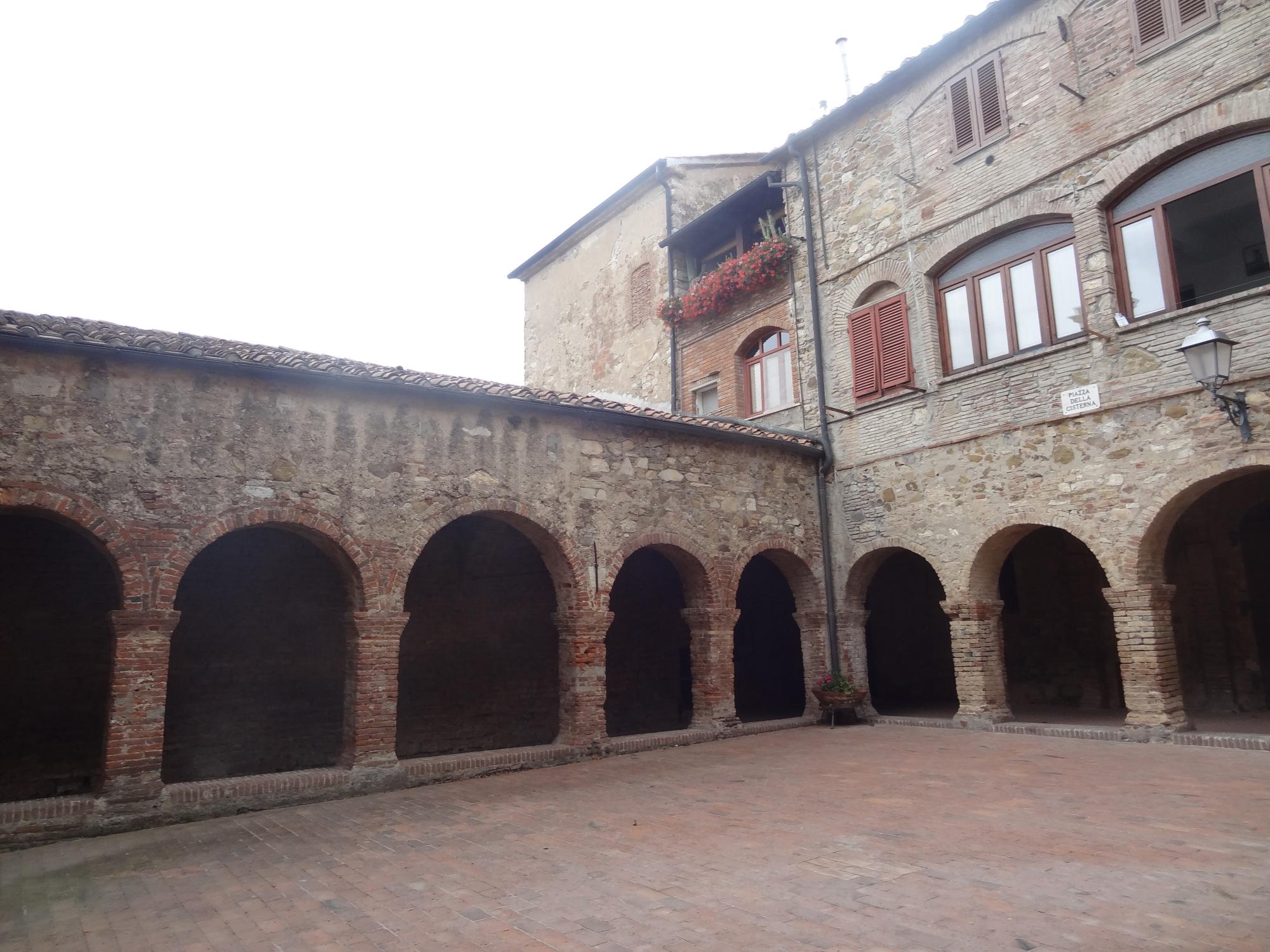 Chiostro e Convento di San Francesco