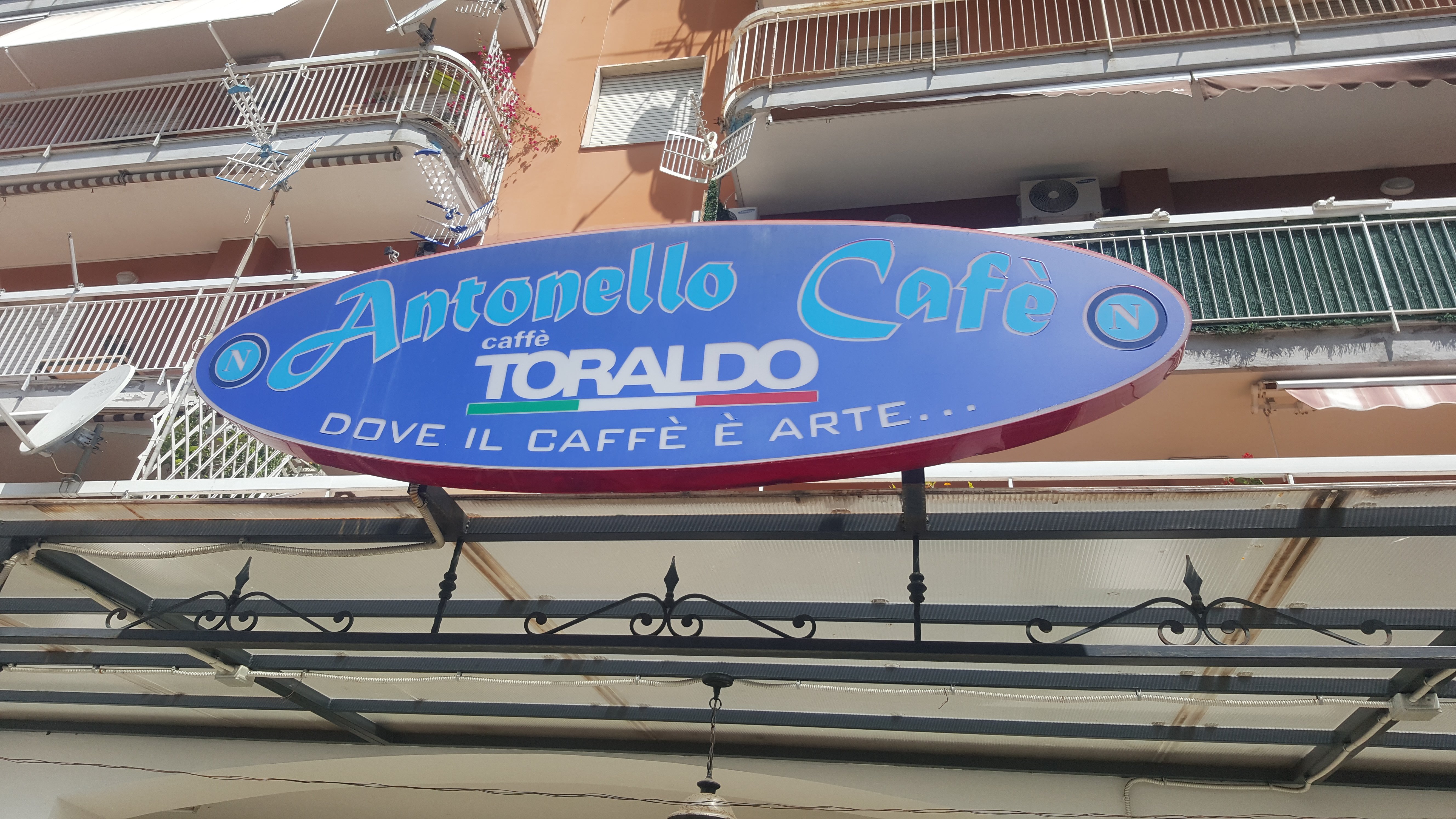 Antonello Cafe'