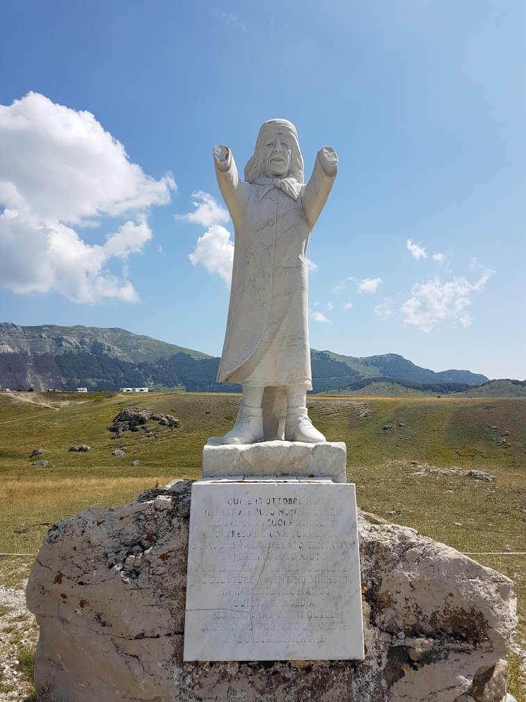 Monumento al pastore Pupo Nunzio