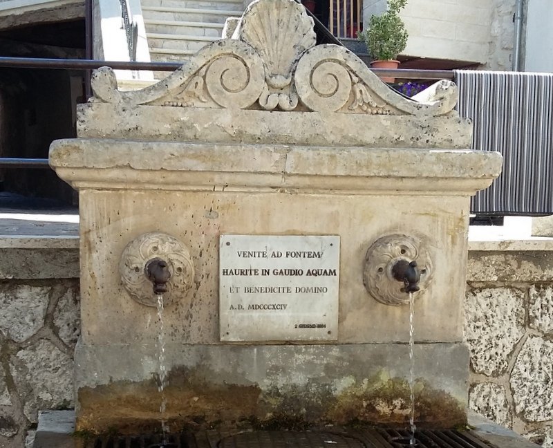 Fontana De Horatiis