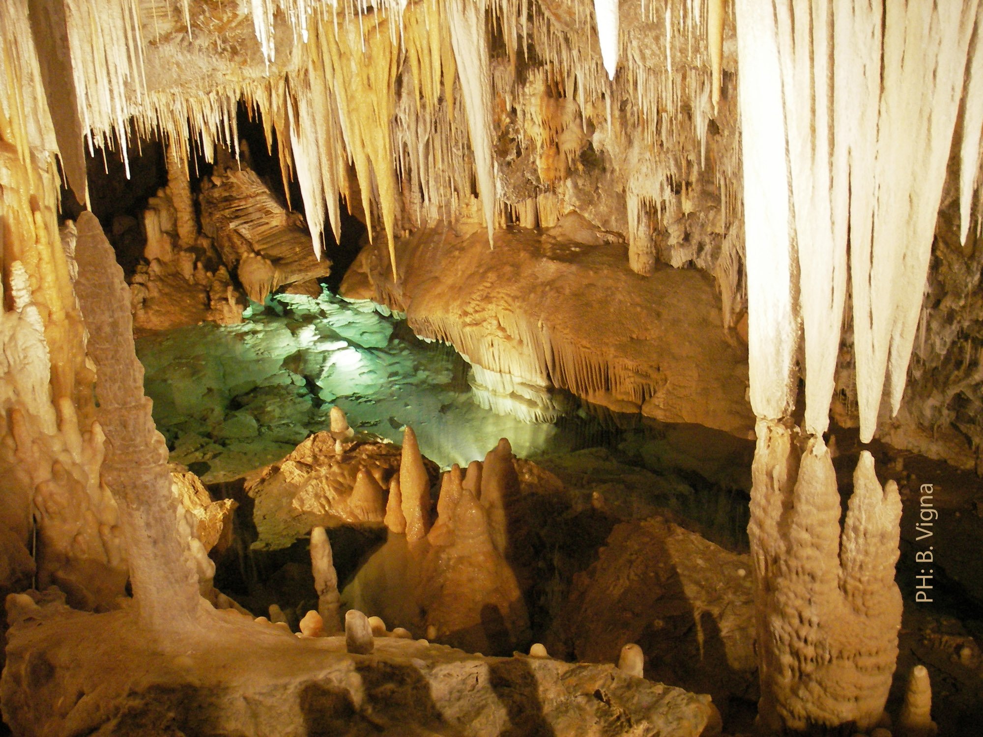 Grotte di Borgio Verezzi