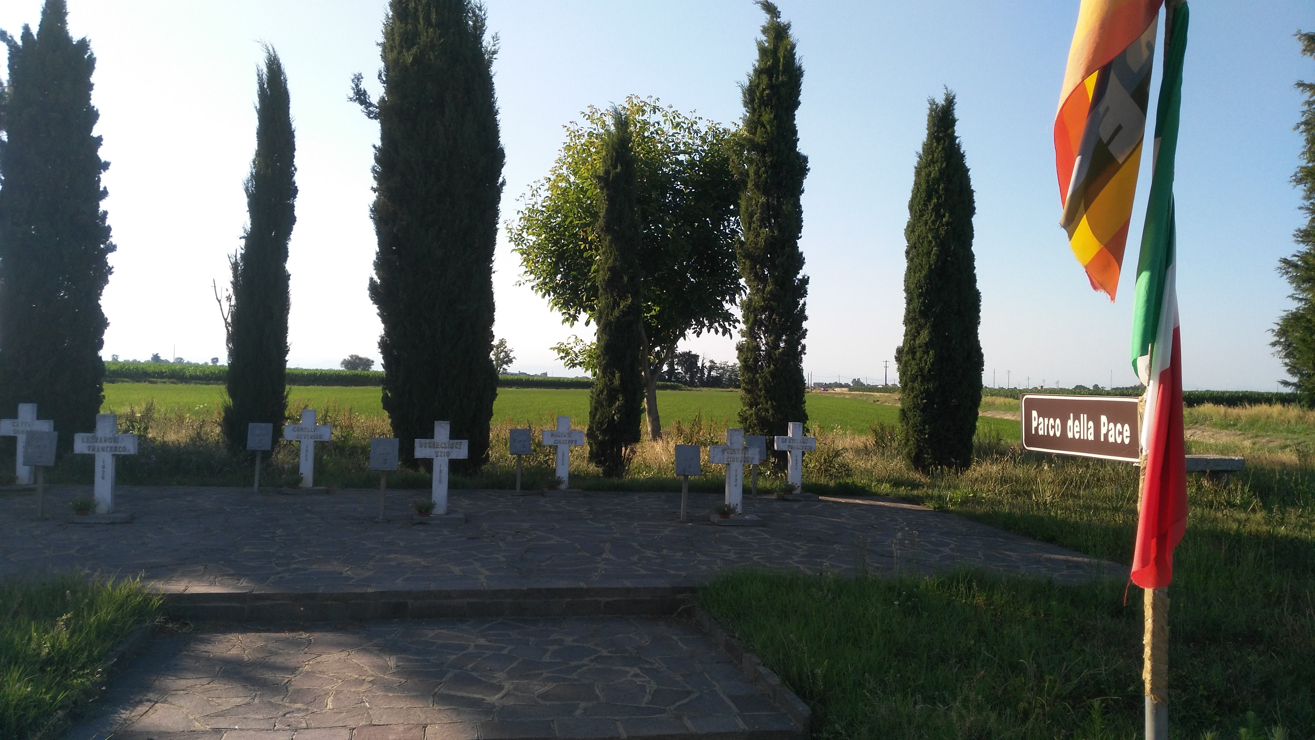 Monumento alla Resistenza e Croci dei 7 Martiri di Casalino