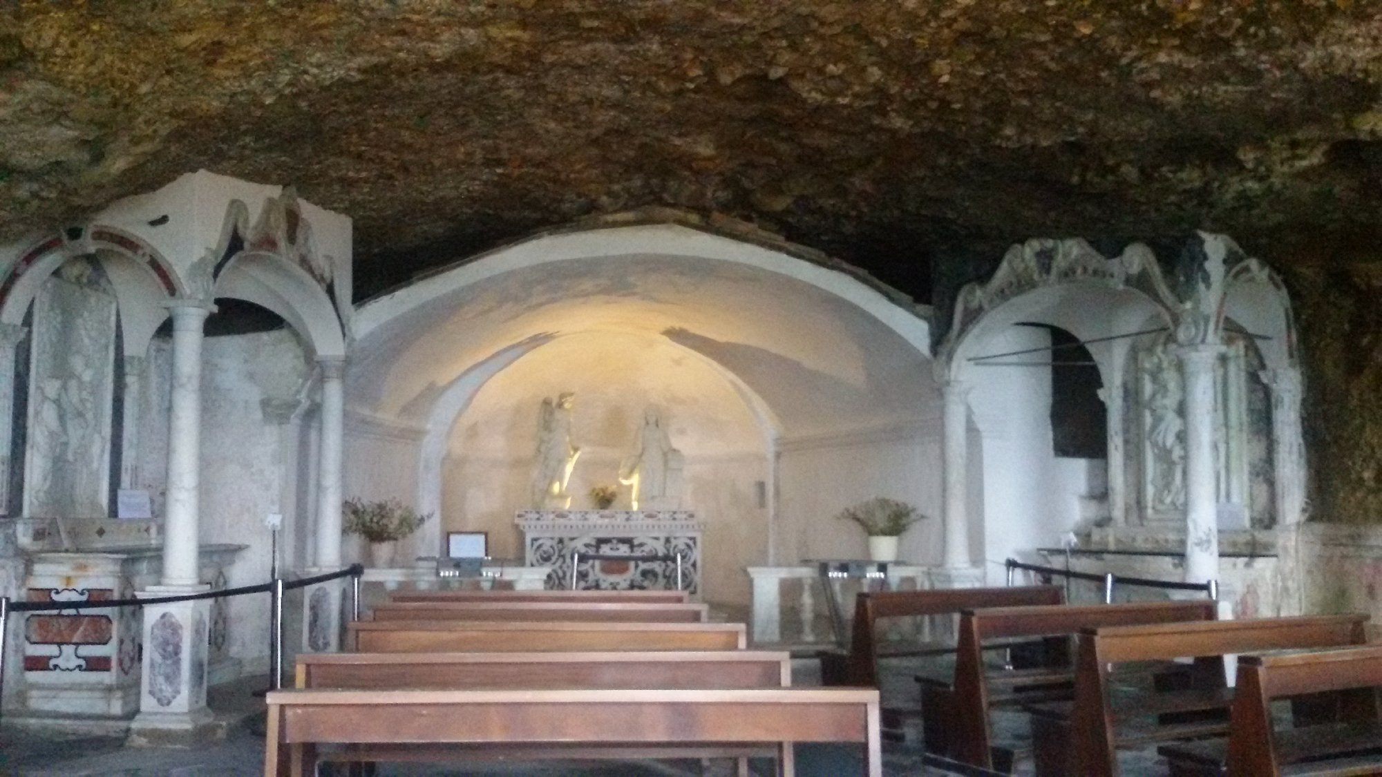 Santuario Grotta Della SS. Annunziata Dell'arma