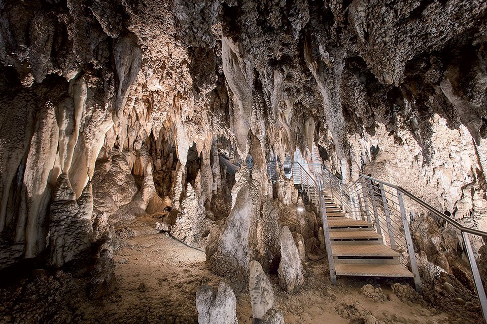 Grotta Turistica Antro del Corchia